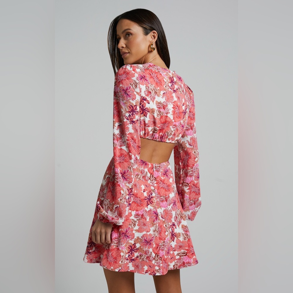 Floral Pink Long Sleeve Mini Dress with Cutout Details - Picture 5 of 6
